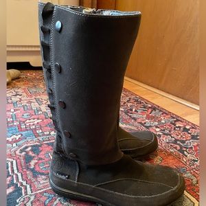 Grey Suede Winter Boots